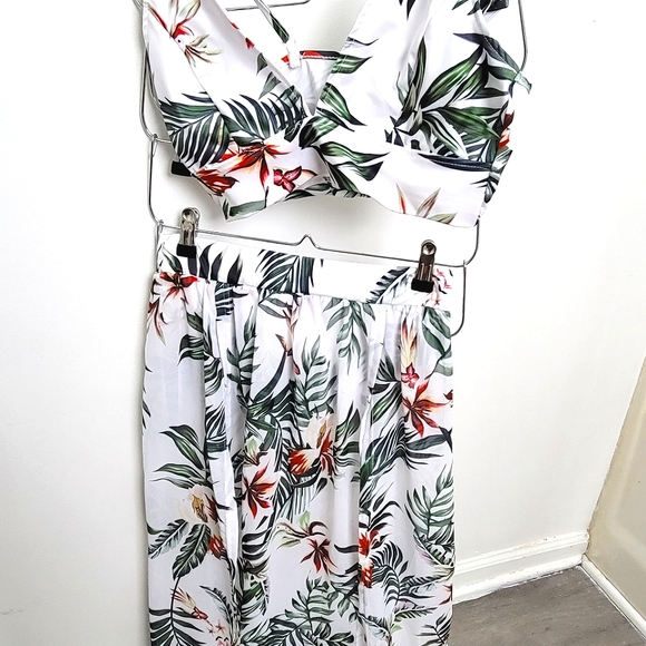 Tropical 2-Peice Swim Set - Picture 2 of 7